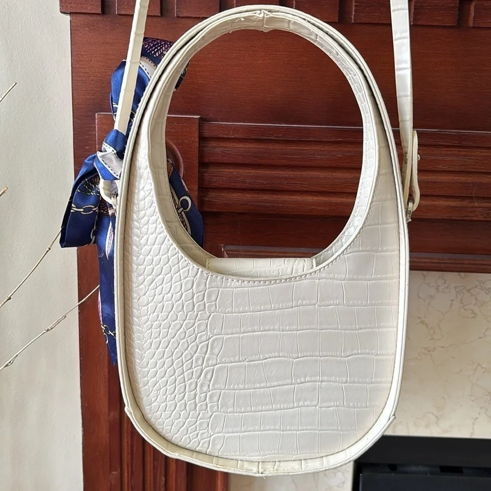 A New Day Cream Faux Crocodile Structured Crossbody Purse w/ Blue Nautical Twill - Picture 6 of 15
